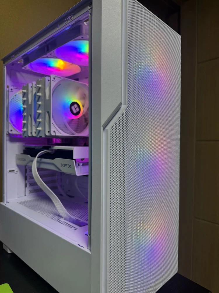 컴퓨터(9600X + 9060XT) 부울경 0048 - 안심되는 중고거래