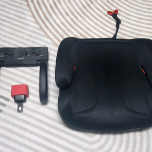 부스터 카시트(ISOFIX), 헤드레스트 목쿠션, 안전벨트 연장 클립