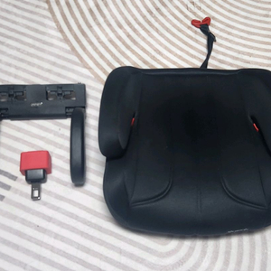 부스터 카시트(ISOFIX), 헤드레스트 목쿠션, 안전벨트 연장 클립