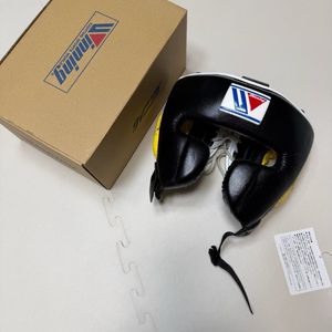 위닝T 블랙옐로우커스텀 M사이즈