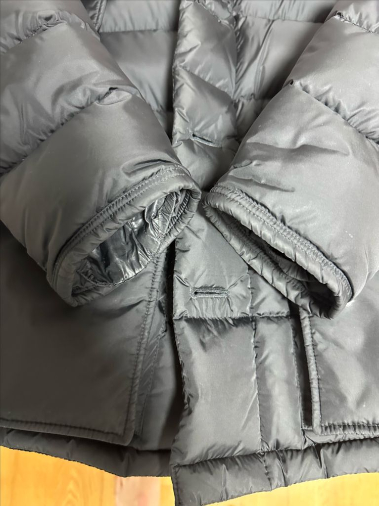 몽클레어 클루니 4사이즈 블랙--5