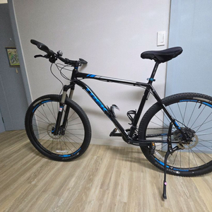 트렉 엑스칼리버8 23인치 (키 195이상가능) 이미지