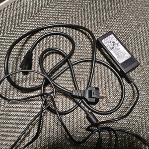 삼성 노트북용 AD-6019R 어댑터