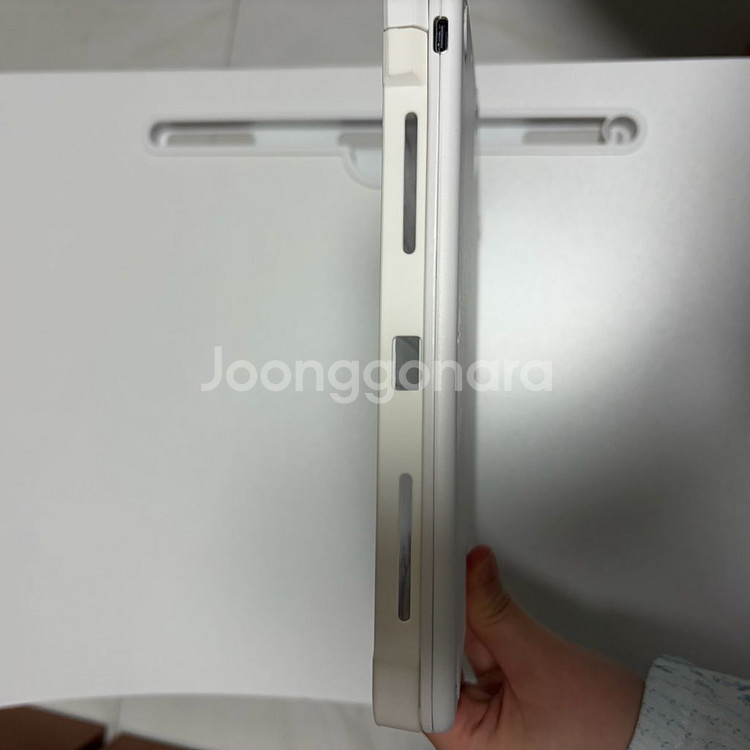 아이플로우 블루투스 크리스탈 키보드 케이스 (아이패드 에어5/4세대 10.9인치)--3