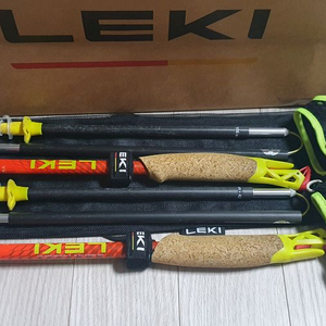 LEKI 레키 울트라트레일 FX.ONE 팝니다.