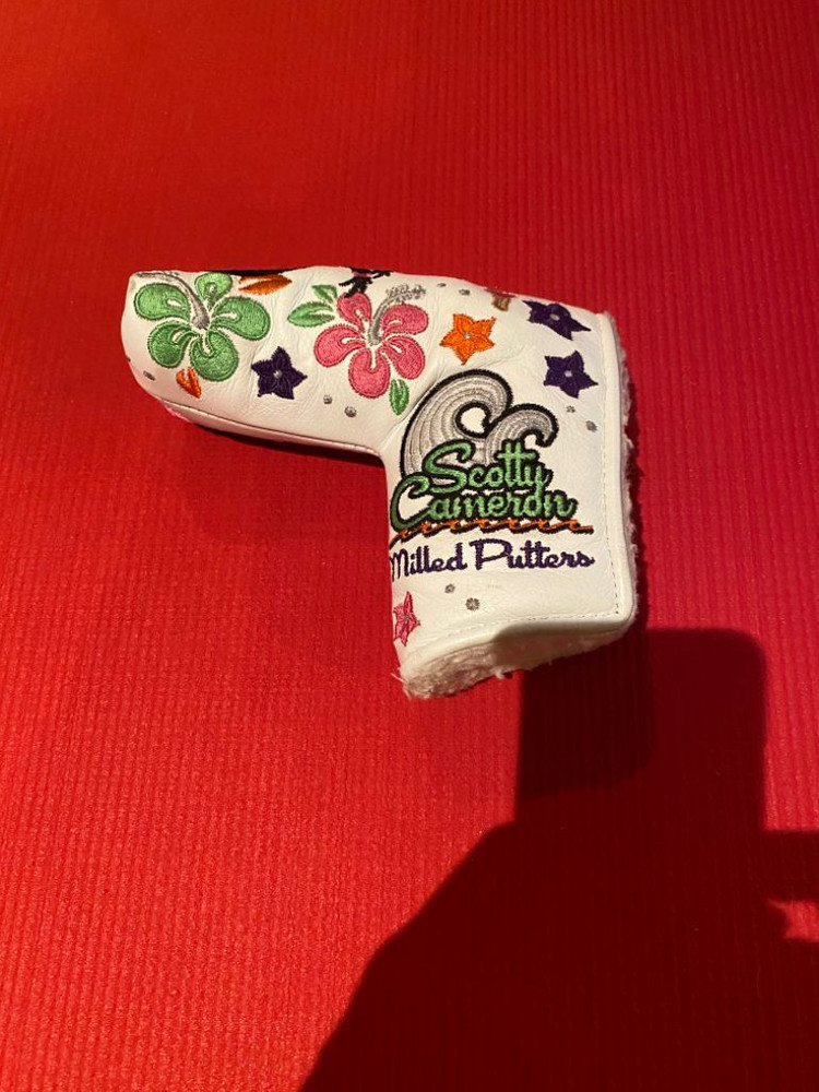 스카티카메론 시사이드 샌디, 훌라걸 퍼터커버 이미지