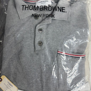 톰브라운 카라티 피케