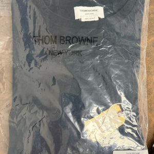 톰브라운 반팔티 센터백 스트라이프