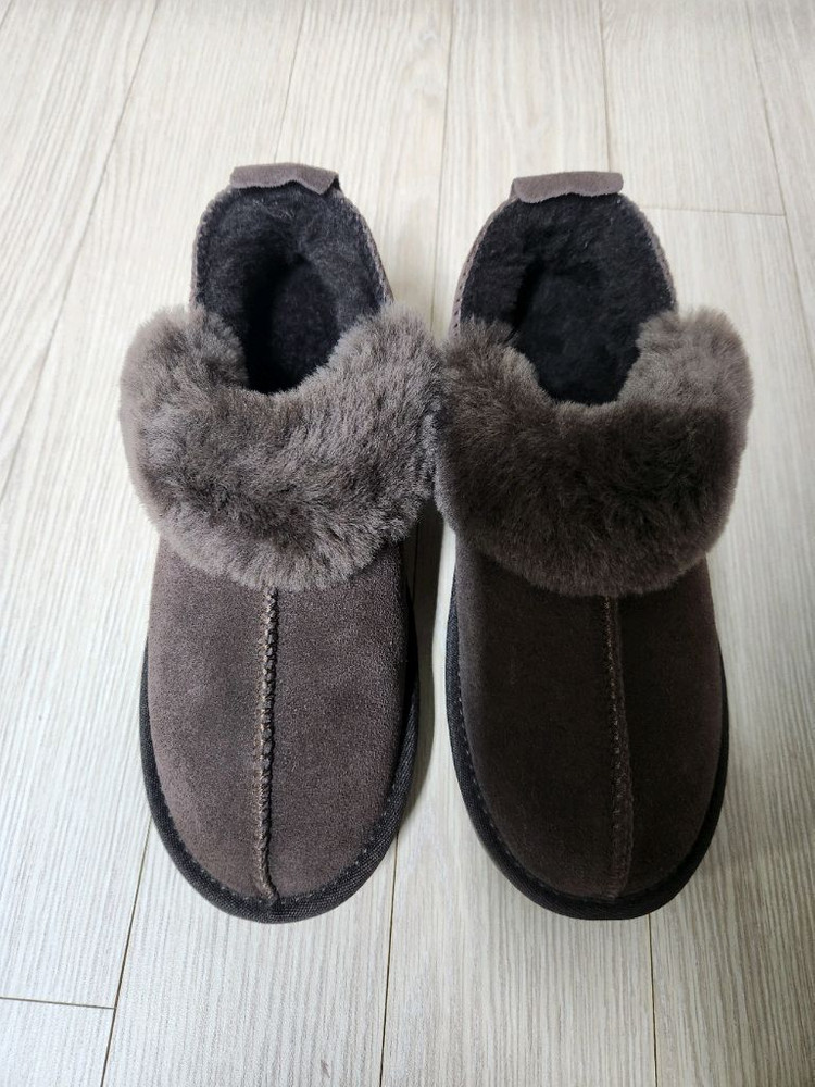 베어파우 양털 슬립온 여성 255사이즈--1