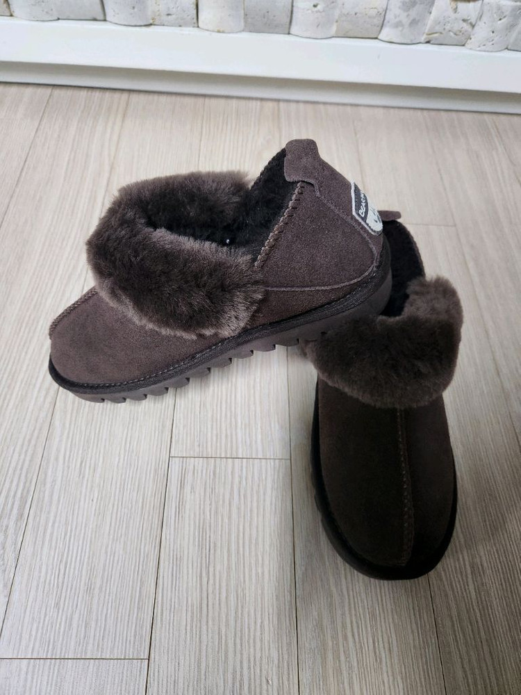 베어파우 양털 슬립온 여성 255사이즈--2