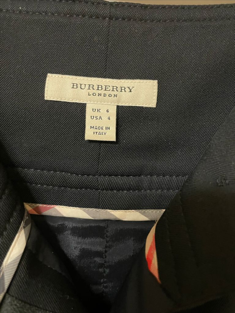 버버리 블랙 스커트--3