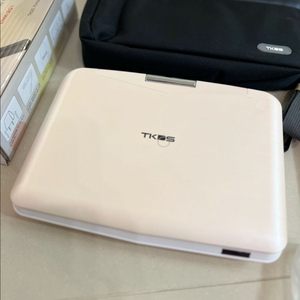 TKDS-20000HD 휴대용 DVD 플레이어