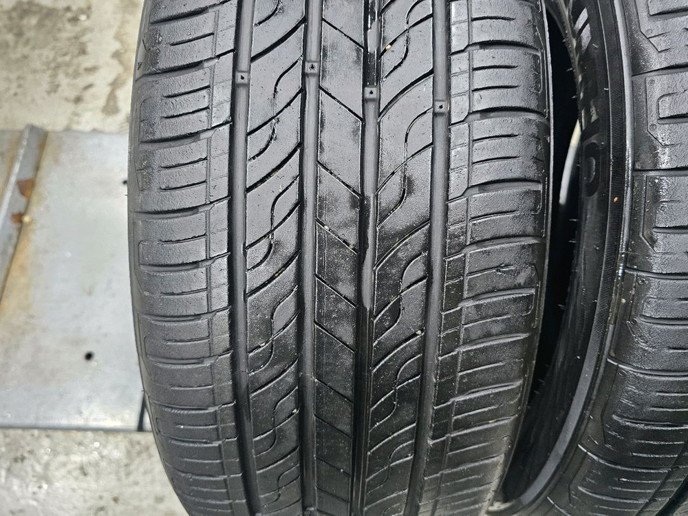 215 50 17 금호 중고타이어한대분 이미지