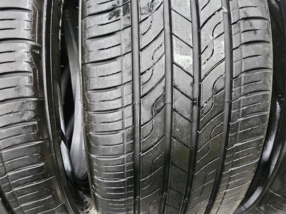 215 50 17 금호 중고타이어한대분 이미지