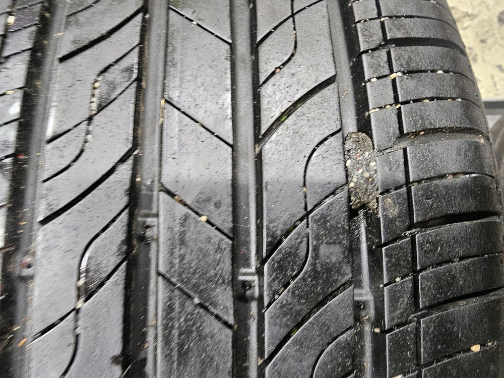 215 50 17 금호 중고타이어한대분 이미지