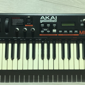 Akai MINIAK Virtual Analog Synthesizer