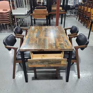 111번 중고식당용가구 음식점식탁세트 식당테이블 업소용탁자 중고식당의자