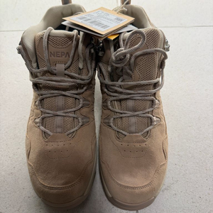 [새상품]네파 칸네토 트랙션 GTX 270 샌드 팝니다.