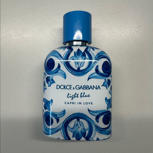 [국문택] 돌체앤가바나 라이트블루 카프리 인 러브 뿌르 옴므 오드퍼퓸