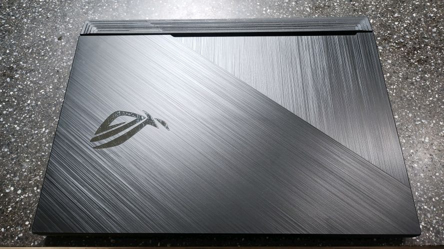 아수스 로그 스트릭스 17.3인치 고성능 게이밍 노트북/GTX1660Ti 이미지