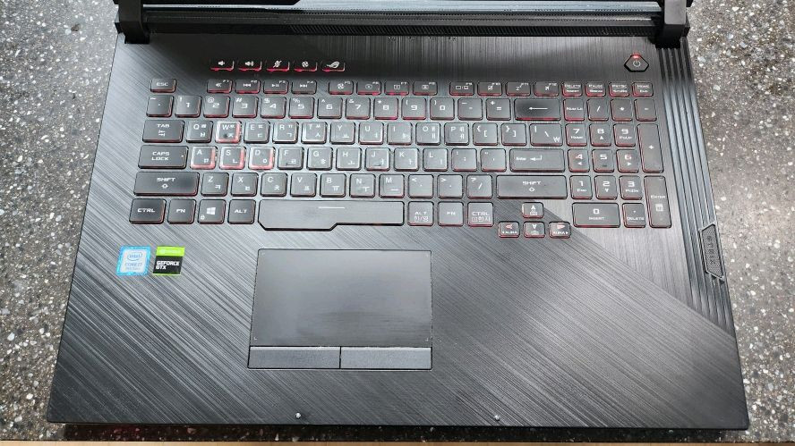 아수스 로그 스트릭스 17.3인치 고성능 게이밍 노트북/GTX1660Ti 이미지