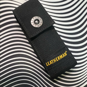 레더맨 시그널 블랙&실버