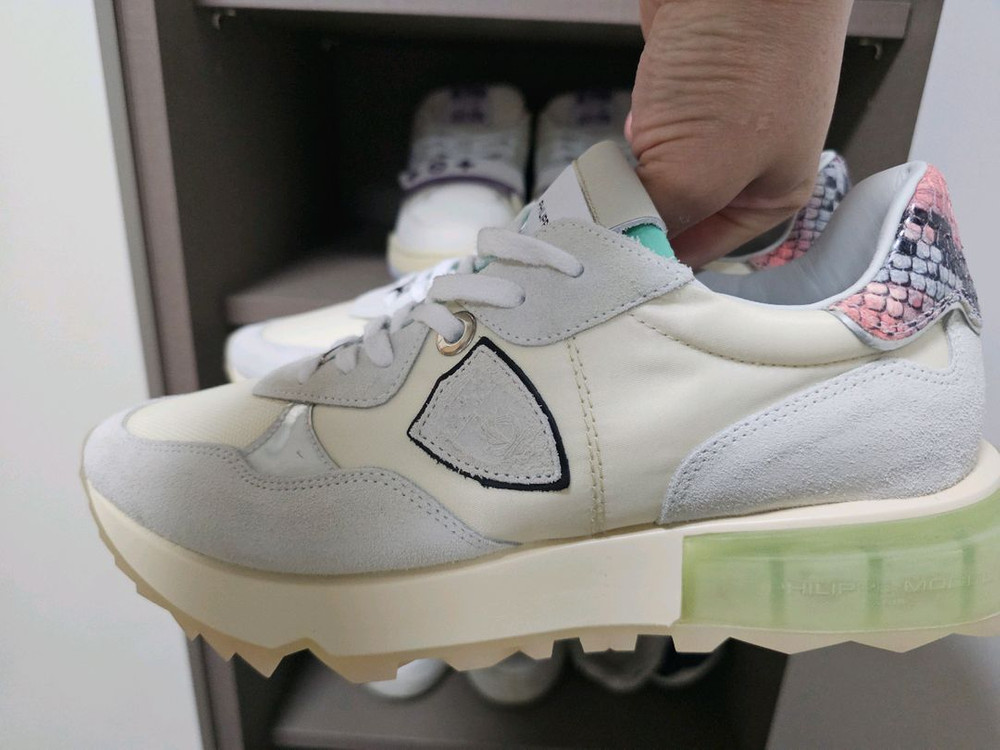 필립모델 스니커즈 41 사이즈 이미지