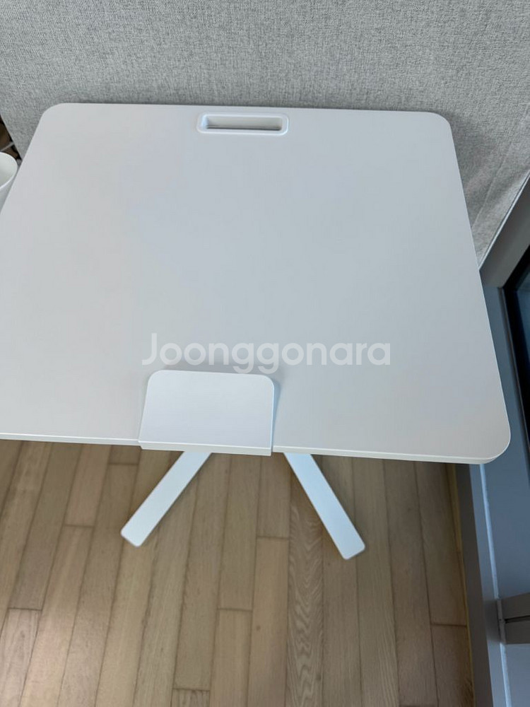 이케아 MITTZON 밋손이동식 노트북테이블, 화이트, 66x50 cm--4