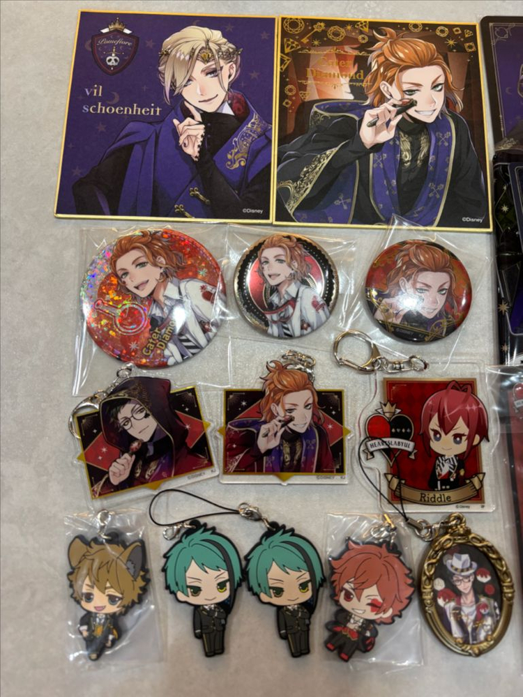 디즈니 트위스티드 원더랜드 굿즈 일괄 이미지