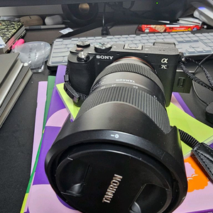 소니 a7c (탐론 28-75mm F/2.8 소니 FE 마운트 렌즈 부착) 이미지
