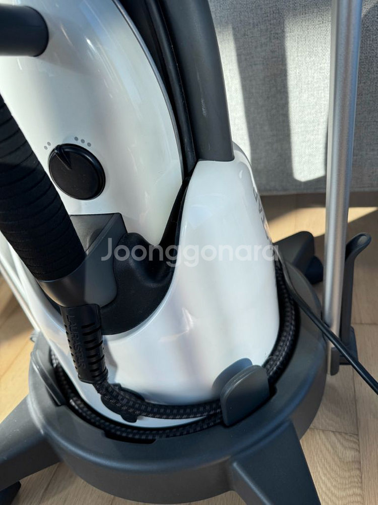 로라스타 스팀다리미 lift 리프트 화이트 , 로라스타 리프트 스팀카트, 다리미판 포함 판매합니다.--1