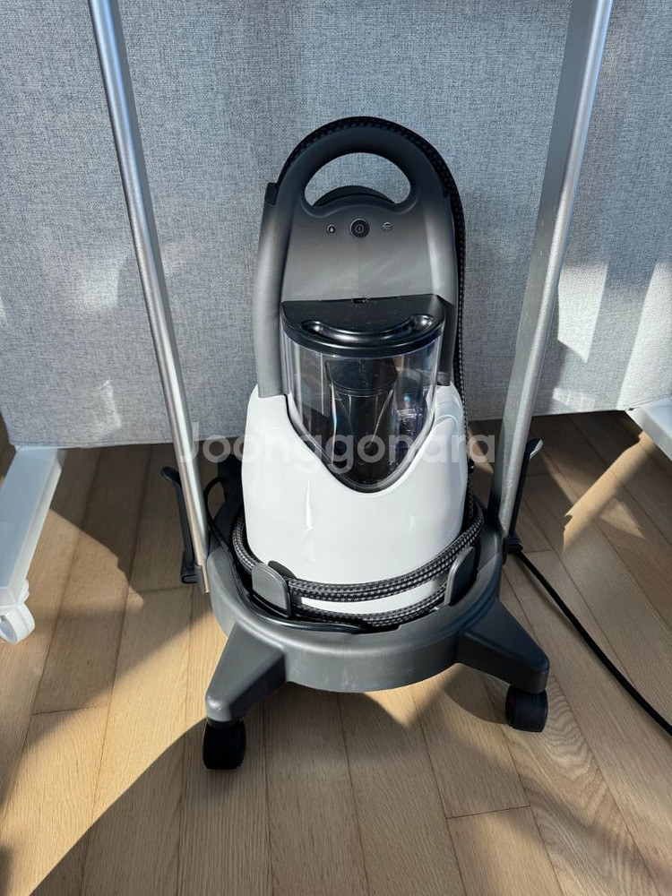 로라스타 스팀다리미 lift 리프트 화이트 , 로라스타 리프트 스팀카트, 다리미판 포함 판매합니다.--2