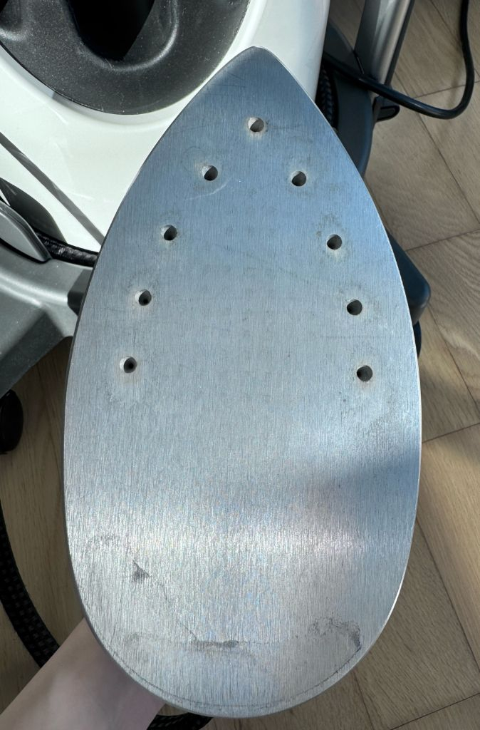 로라스타 스팀다리미 lift 리프트 화이트 , 로라스타 리프트 스팀카트, 다리미판 포함 판매합니다.--4