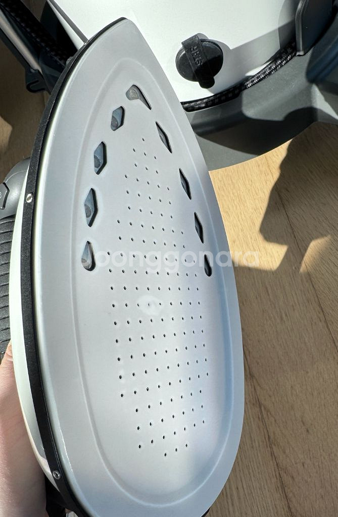 로라스타 스팀다리미 lift 리프트 화이트 , 로라스타 리프트 스팀카트, 다리미판 포함 판매합니다.--6