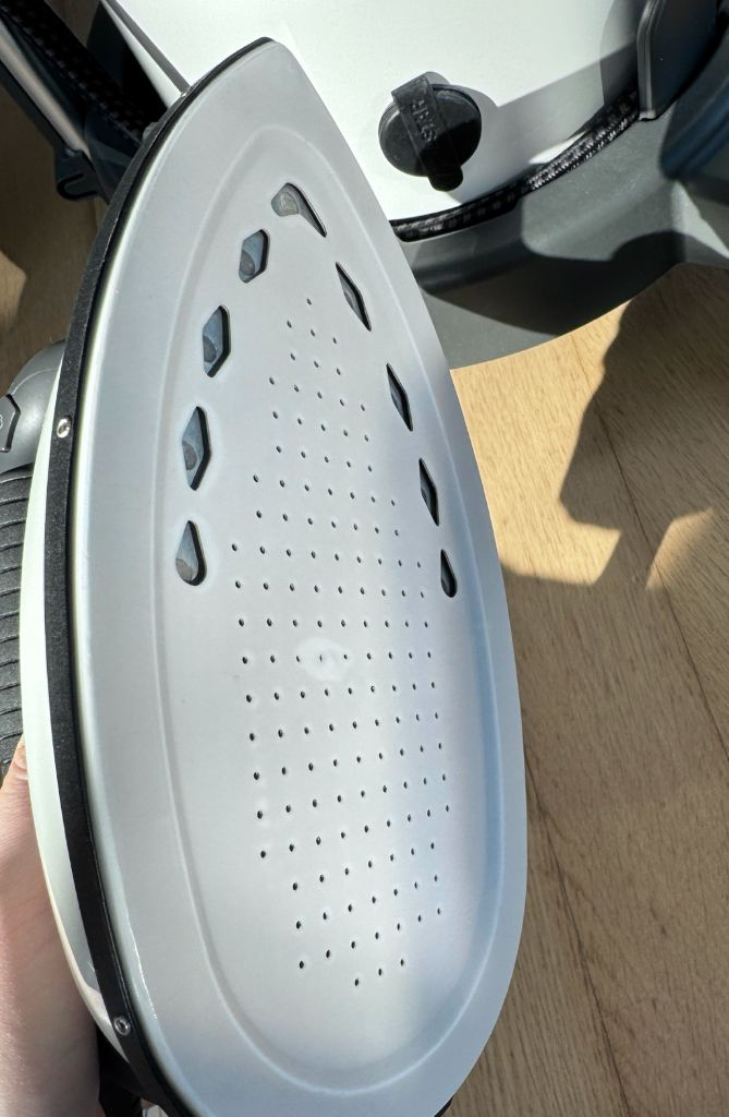 로라스타 스팀다리미 lift 리프트 화이트 , 로라스타 리프트 스팀카트, 다리미판 포함 판매합니다.--6