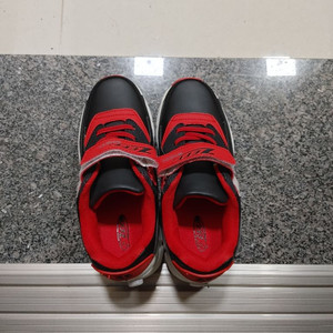 휠리스 신발 240mm 바퀴 신발