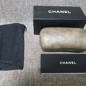 샤넬 선글라스 레더케이스 풀박스