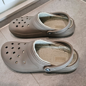 크록스 클로그 털신 M9 270mm A급 중고