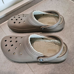 크록스 클로그 털신 M9 270mm A급 중고