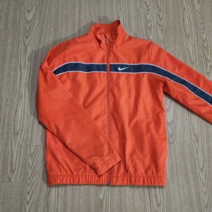나이키레트로바람막이