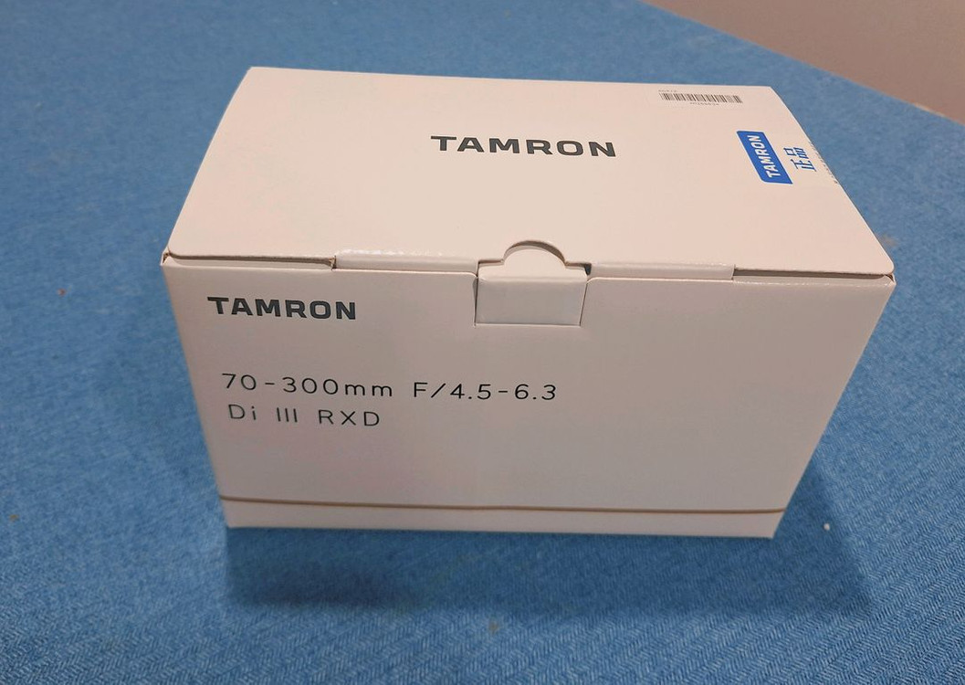 탐론 70-300mm F4.5-6.3 Di III RXD A047 렌즈니콘 Z 마운트 망원렌즈 이미지