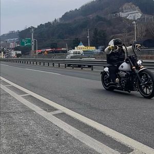 할리 브레이크아웃 103 커스텀 이미지