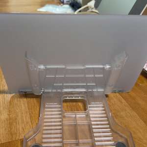 반투명 독서대 이미지