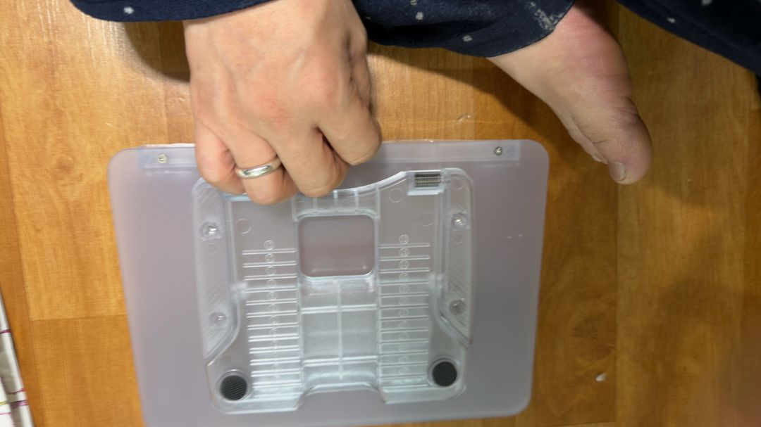 반투명 독서대 이미지