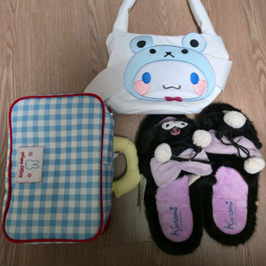 산리오 시나모롤 가방, 쿠로미 슬리퍼, 미피 파우치 세트입니다모두 사용하지않은 새 제품입니다- 시나모롤 가방 크기: