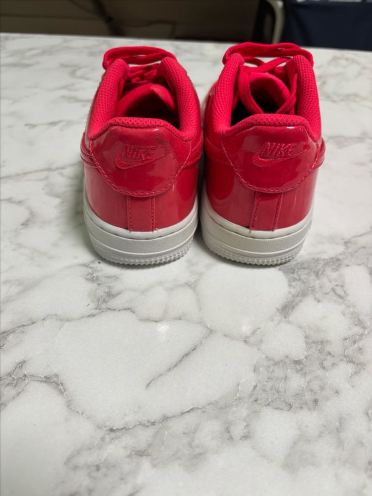 나이키에어포스1 Lv8미드07UV 사이렌레드205--2