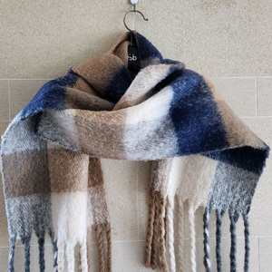 폼폼 목도리 ㅡ새상품