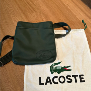 상태최상 라코스테 크로스백 다크그린 남녀공용
