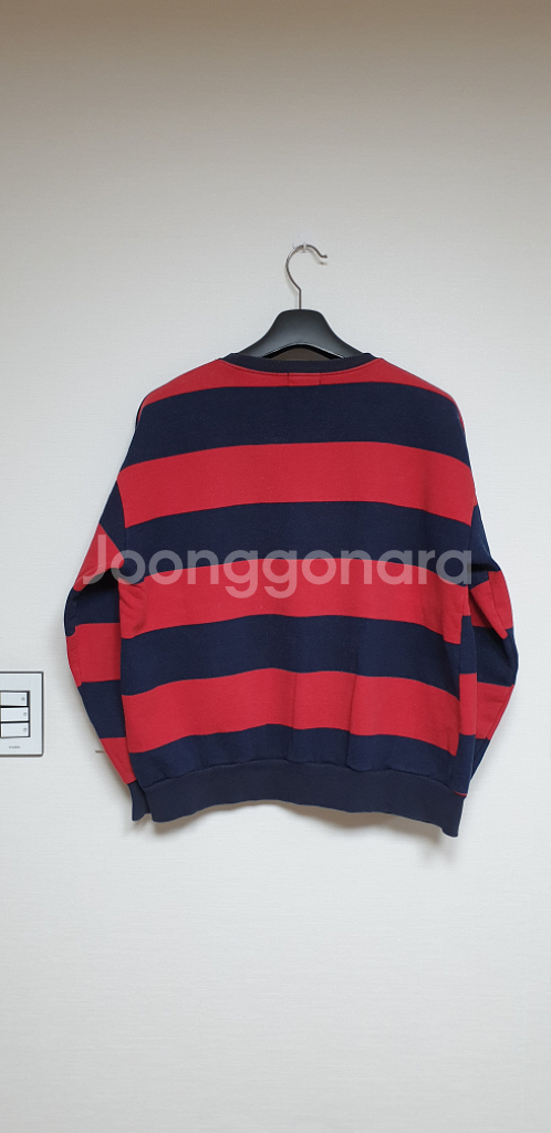 스트라이프 맨투맨 기모 라운드 티셔츠--3