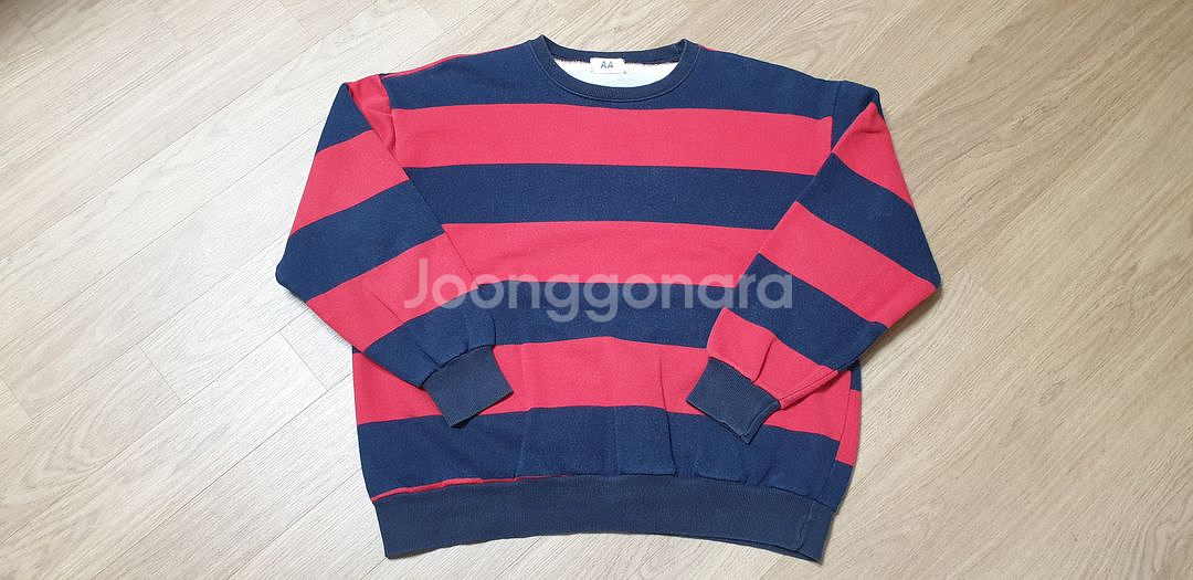 스트라이프 맨투맨 기모 라운드 티셔츠--6